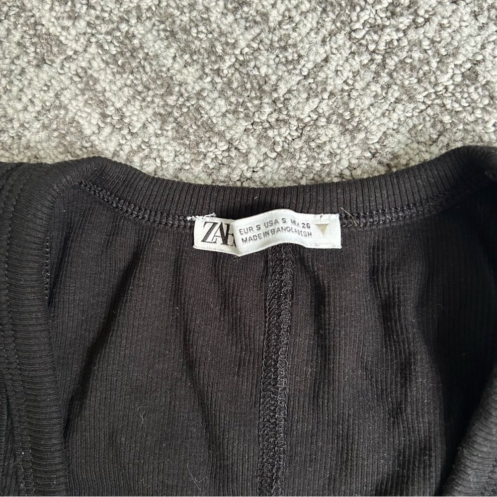 Bundle Zara Women's Black and Tan Ribbed Tank Tops - Picture 3 of 6